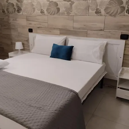 Porta Noa Bed and Breakfast 3*